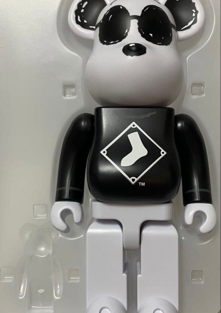 ベアブリック　スヌーピー　MLB × PEANUTS 400％　フィギュアのみ