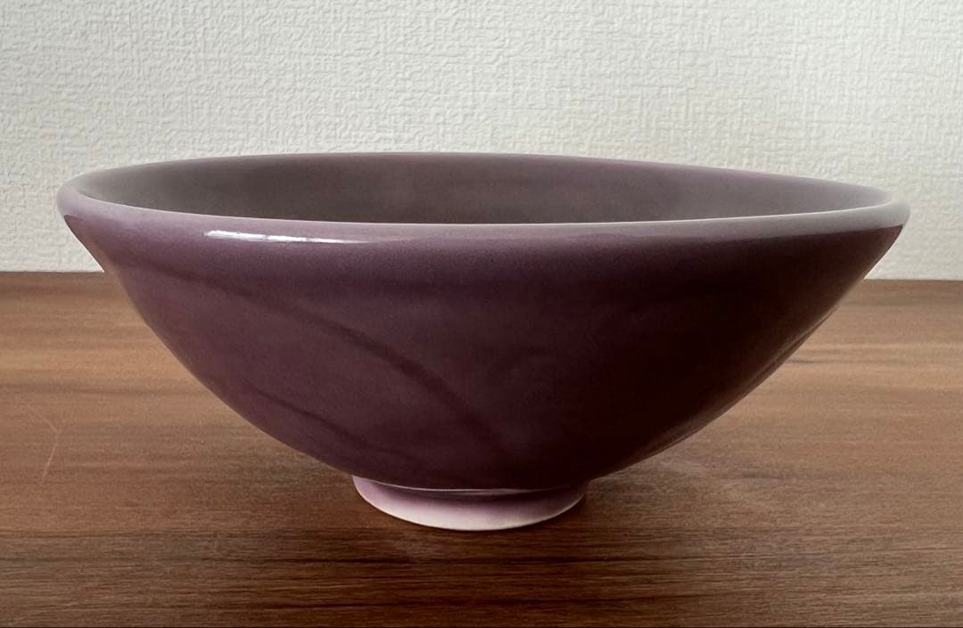 天神窯 紫欣釉茶碗 岡本欣三 作 茶道具 箱有 共布有 藤紫色 希少