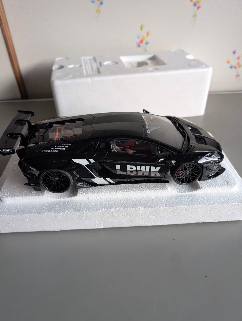 ランボルギーニ LBWK ミニカー ブラック
