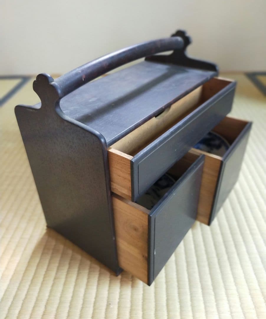 アンティーク小皿入れ