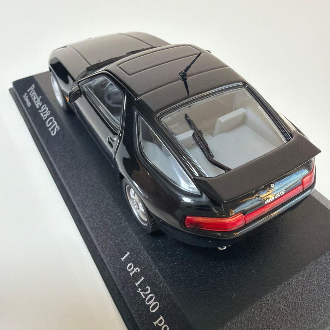 ミニカー 1/43 Porsche 928 GTS 1991 / PMA