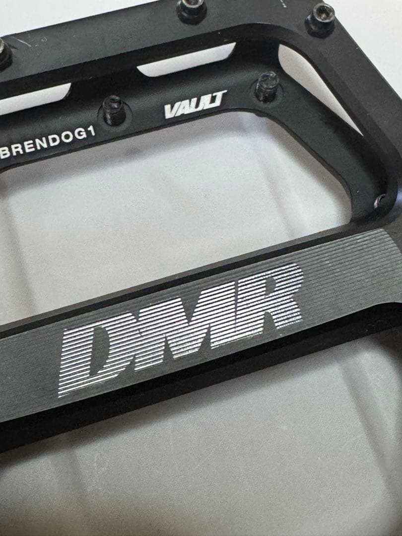 パーツ DMR VAULT PEDAL BRENDOG k2 MATT BLACK