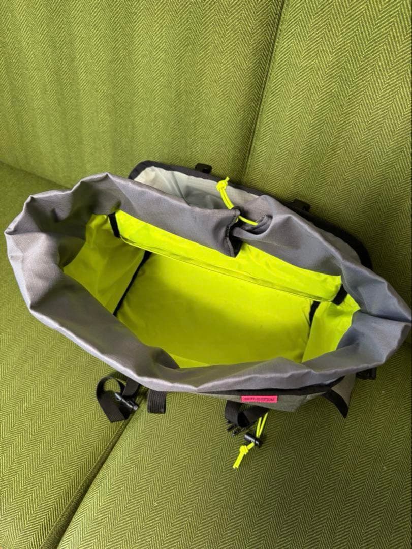 SWIFT INDUSTRIES zeitgeist pack グレー 12L