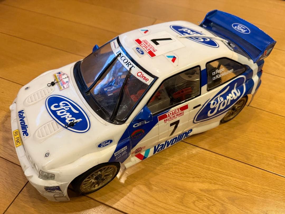 kyosho 京商 FORD ESCORT エンジンラジコン カー ジャンク品