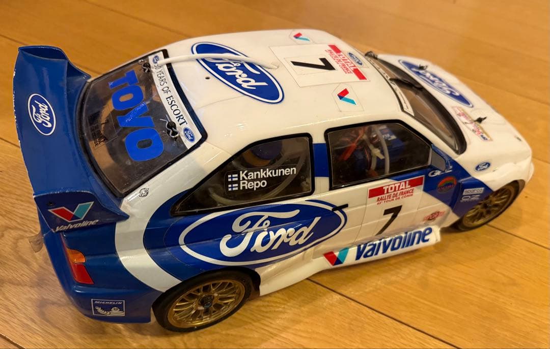 kyosho 京商 FORD ESCORT エンジンラジコン カー ジャンク品