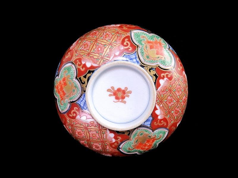 古伊万里　金襴手　七宝紋に菊花四方襷紋の図　大振蓋茶碗　A531AS-CJb