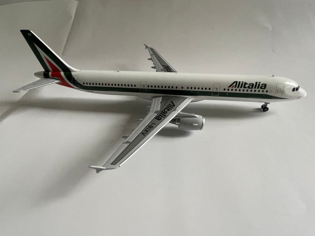 アリタリア航空 A I R B U S-A321