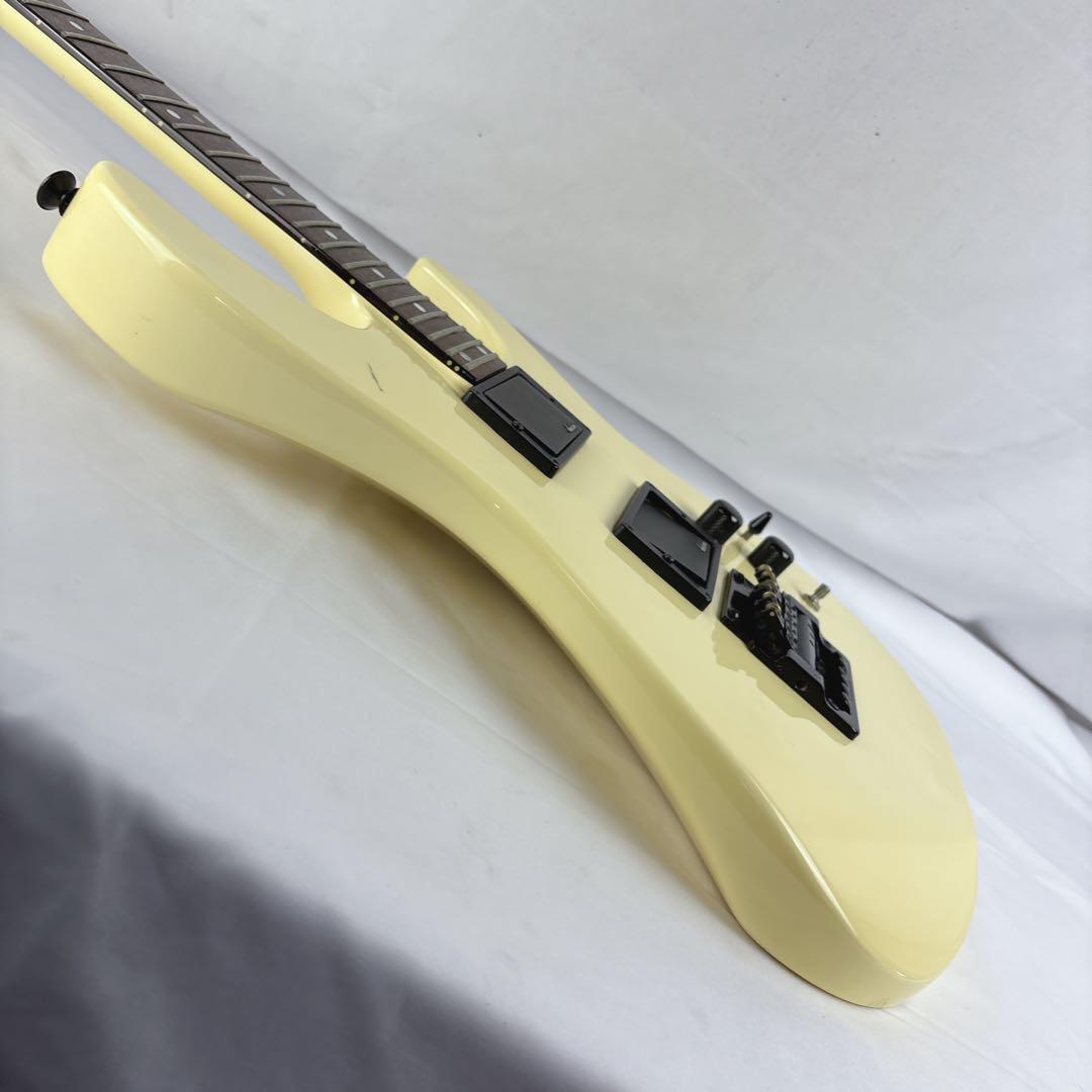 CHARVEL BY JACKSON Model5 ソロイストトレモロ