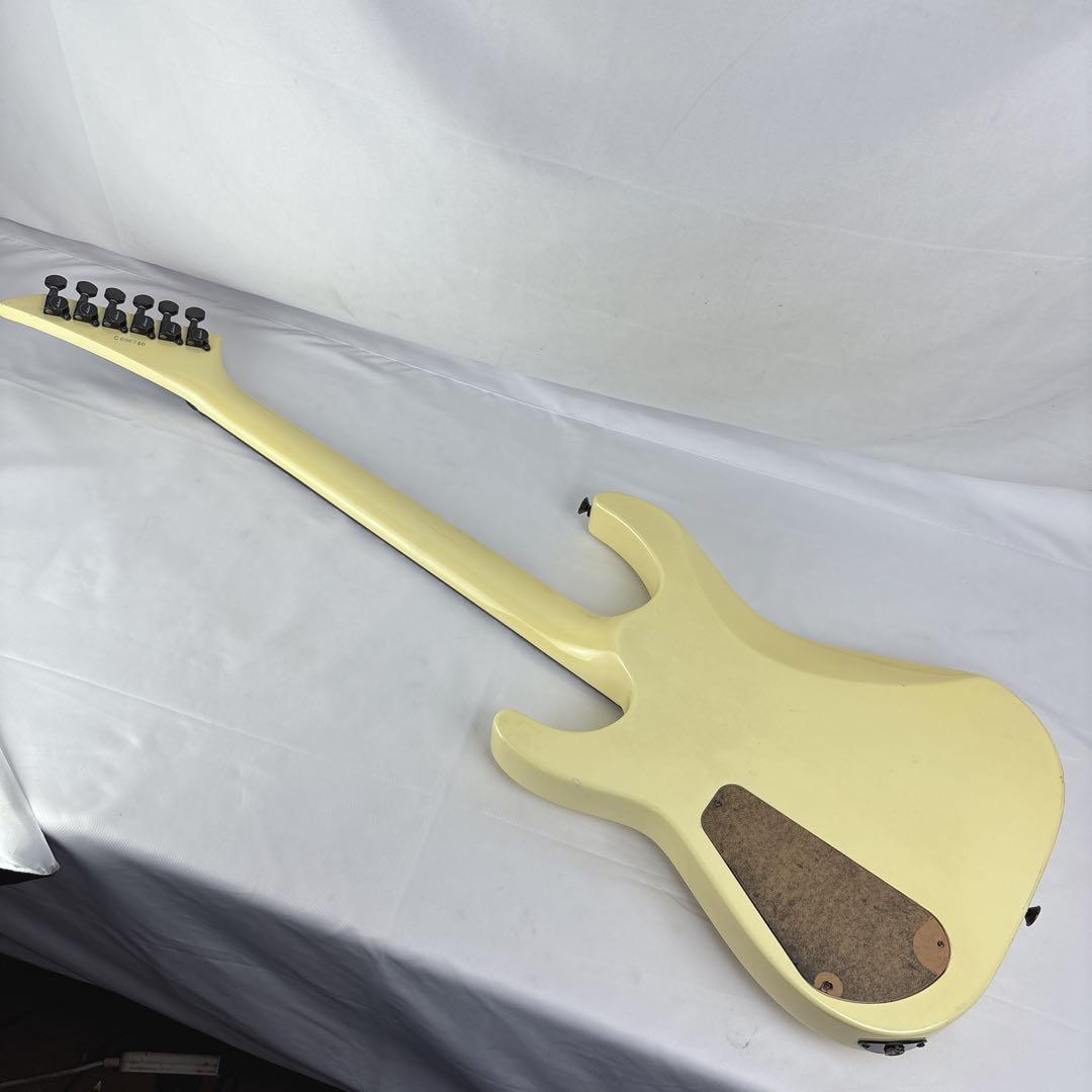 CHARVEL BY JACKSON Model5 ソロイストトレモロ