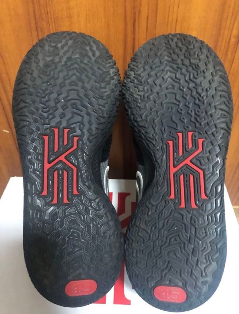 Nike カイリーlow4.フリーク4セット(29cm)