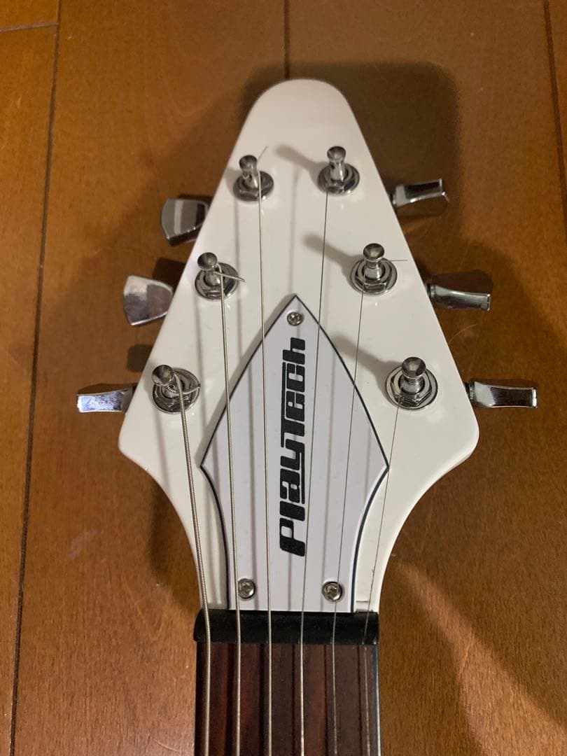 PLAYTECH プレイテック　FV430　WHITE フライングV