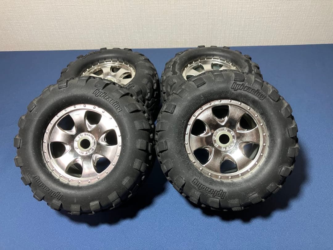 HPI サベージ タイヤホイール ( 新車外し未使用品 )