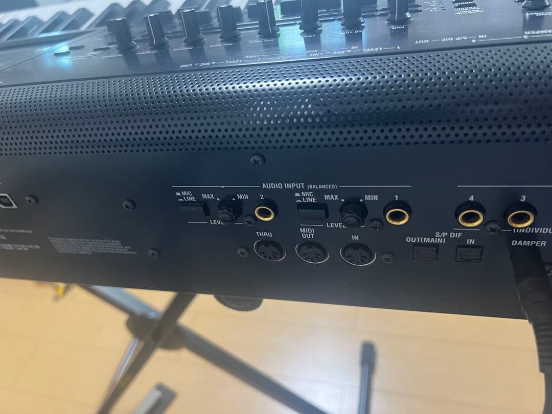 ニ*ー様 引き取り最優先 KORG KRONOS 2 88鍵盤 訳あり 引取りお