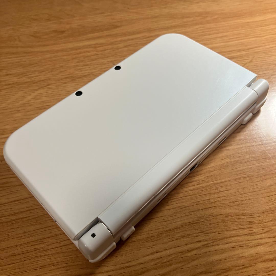 Newニンテンドー3DSLL パールホワイト