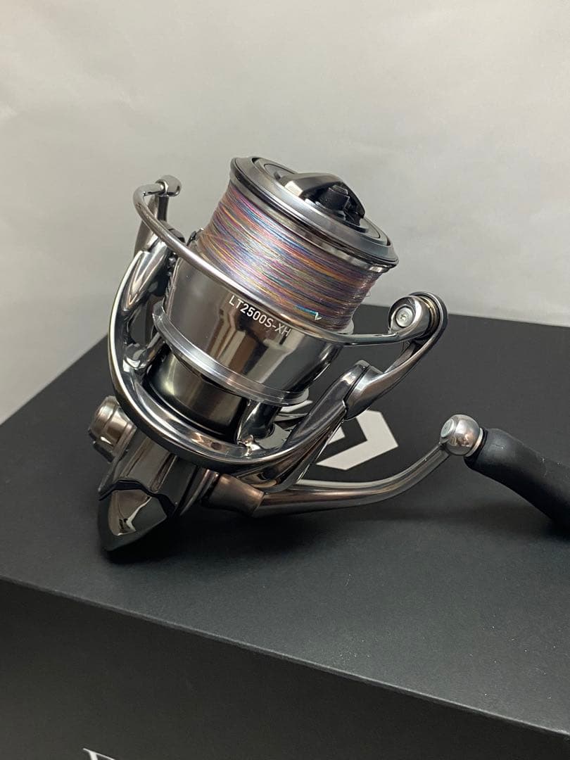 リール DAIWA 22EXIST LT2500S-XH