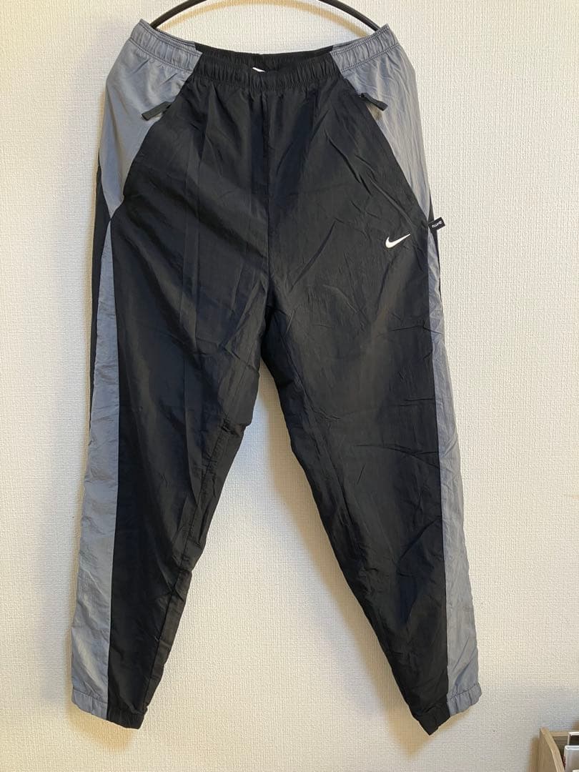 Nike サッカーピステ上下　Mサイズ