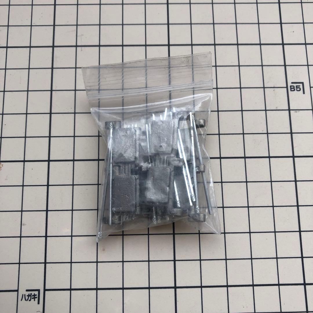 ヘンロン1/16レオパルド2A6 メタルキャタピラ、駆動輪、誘導輪 新品未使用