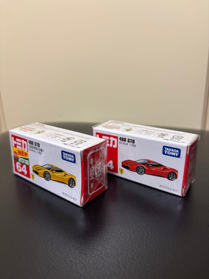 期間限定値引き【新品未使用】トミカ　歴代フェラーリ　34台+フェラーリセット8台