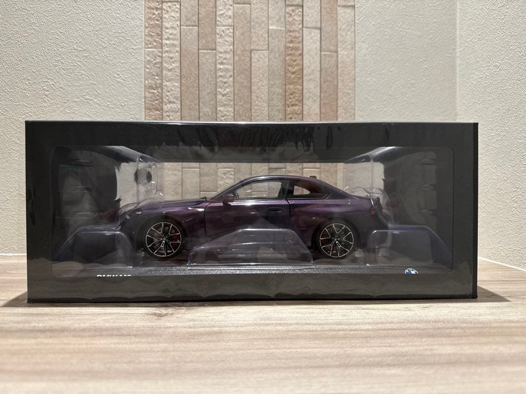 【新品未開封】ミニチャンプス  M2(G87) パープル 1/18
