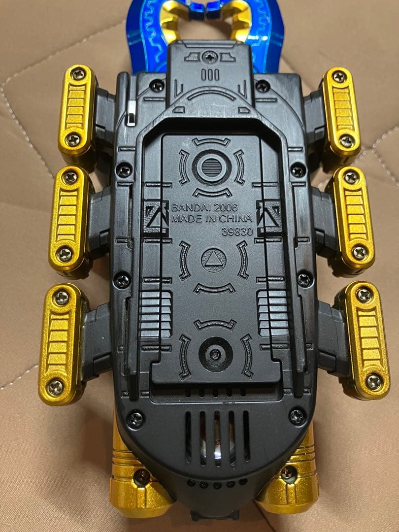 仮面ライダーカブト　CSM ガタックゼクター