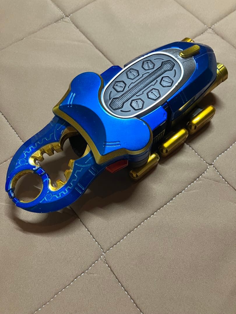 仮面ライダーカブト　CSM ガタックゼクター