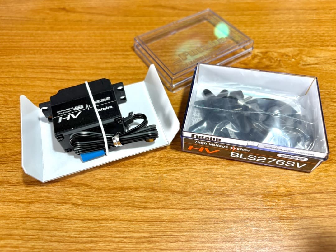 ラジコンヘリ 双葉電子工業 サーボ BLS272SV３個＋BLS276SVセット