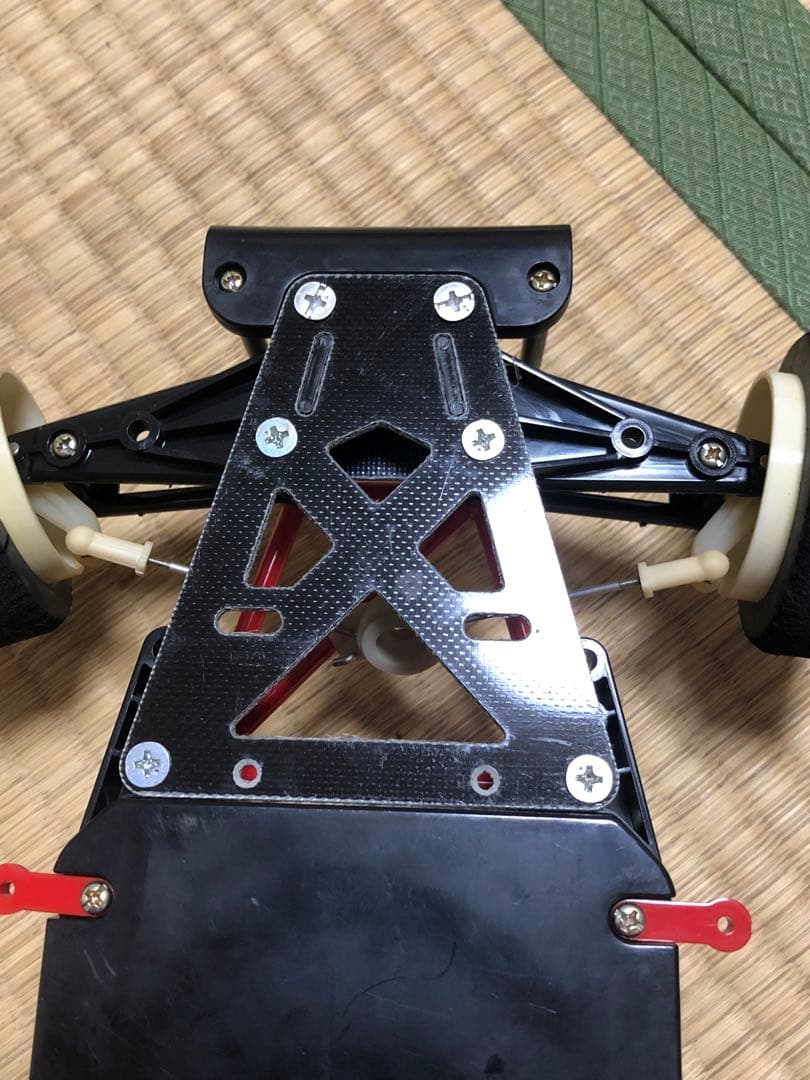 タミヤ　1/10 Cカー、シャーシ　ラジコン、フェラーリF40