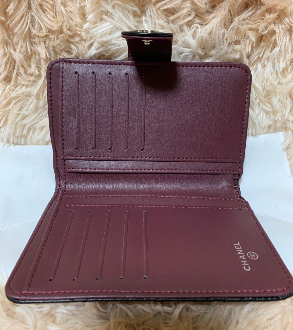 ノベルティCHANEL二つ折り財布