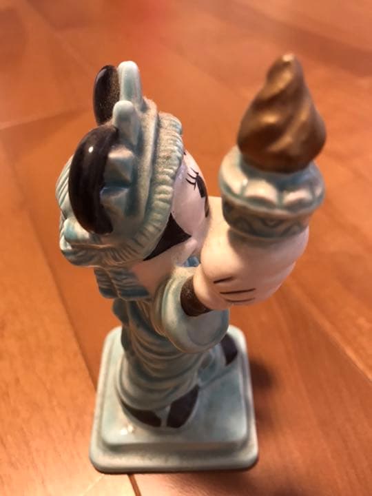 ミニーマウス置物　自由の女神　陶器