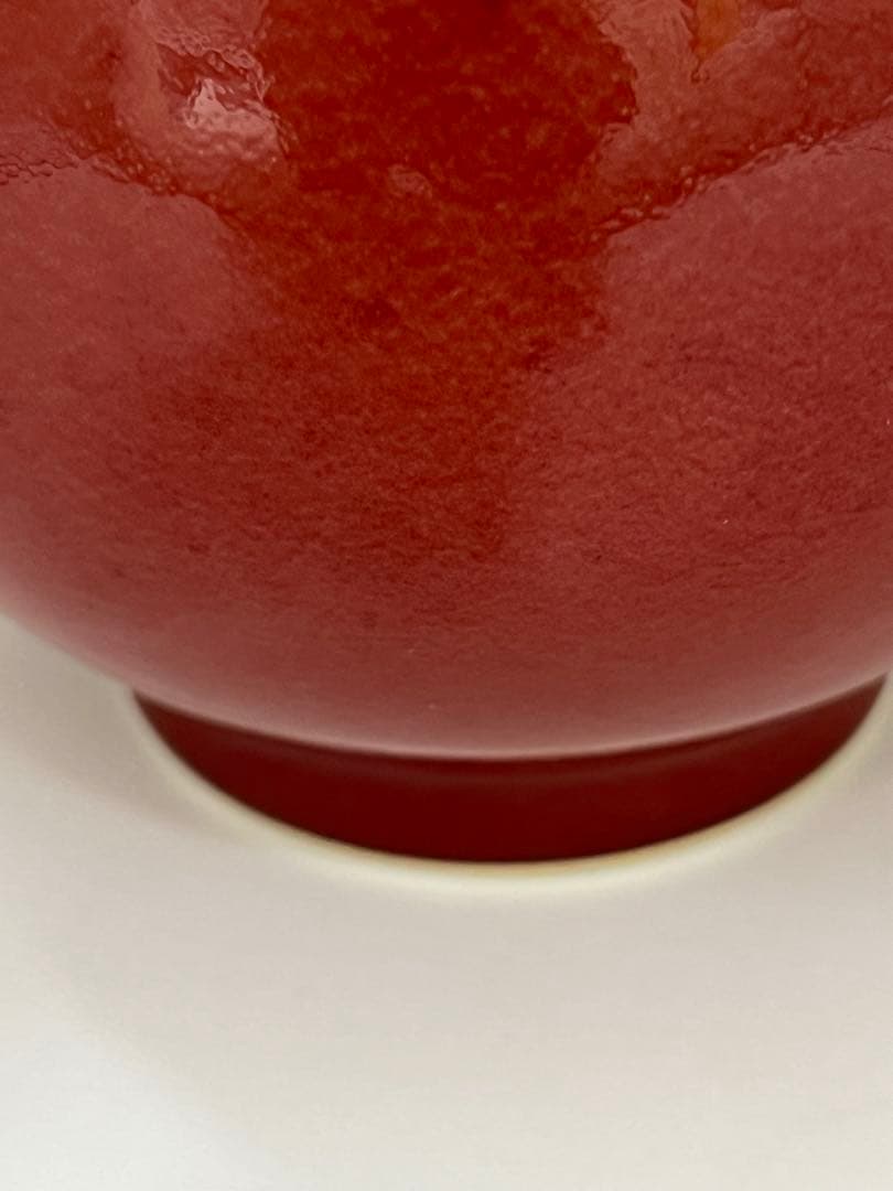 中国清朝　乾隆年製紅釉長頸瓶骨董　唐物　アンティーク　古美術品　骨董　江戸　青磁