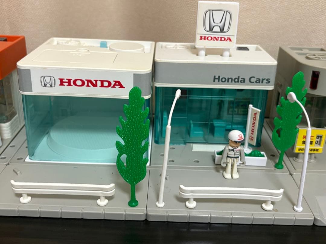 トミカタウン　まとめ売り　プラキッズ12体付き