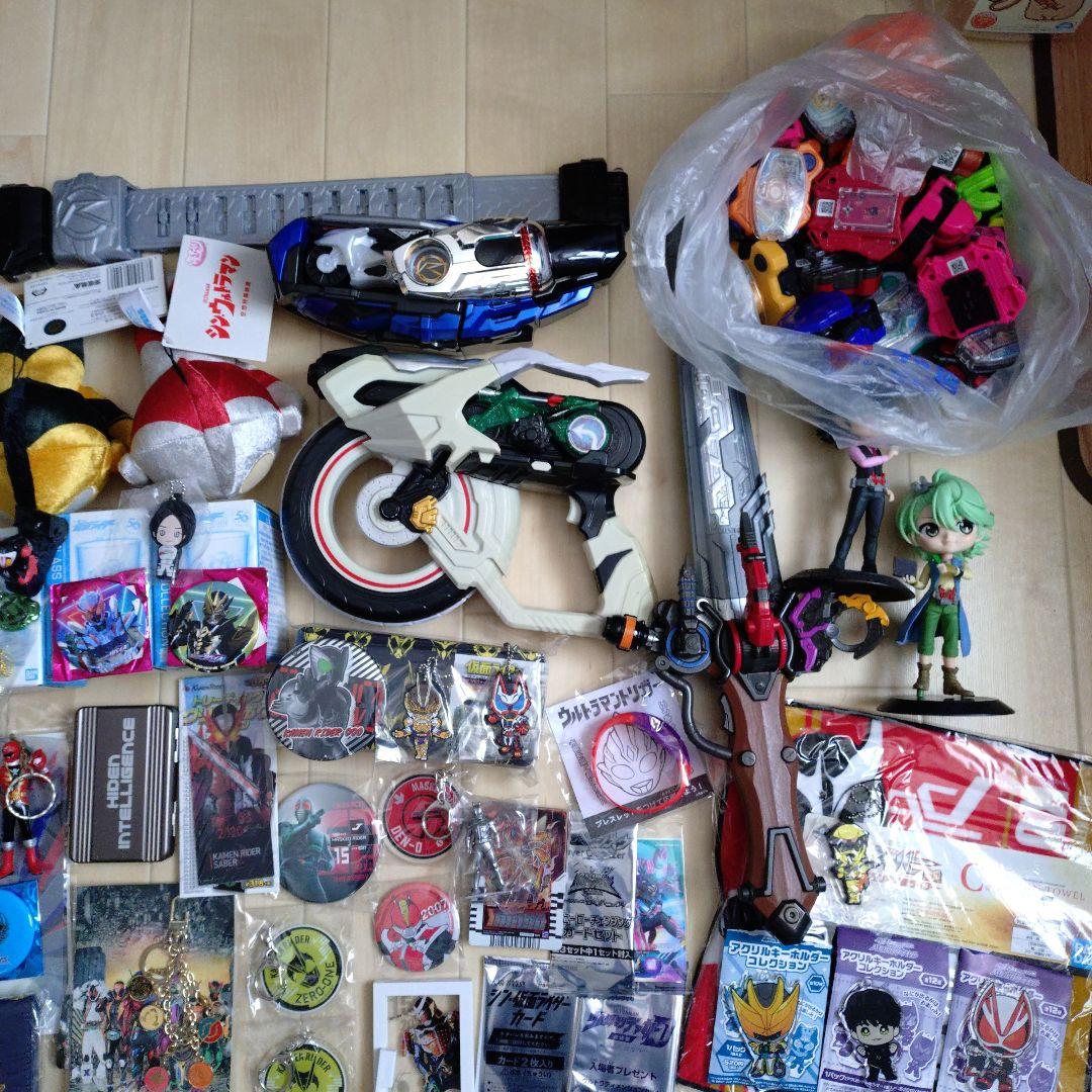 仮面ライダー/スーパー戦隊/ウルトラマングッズセット約270点