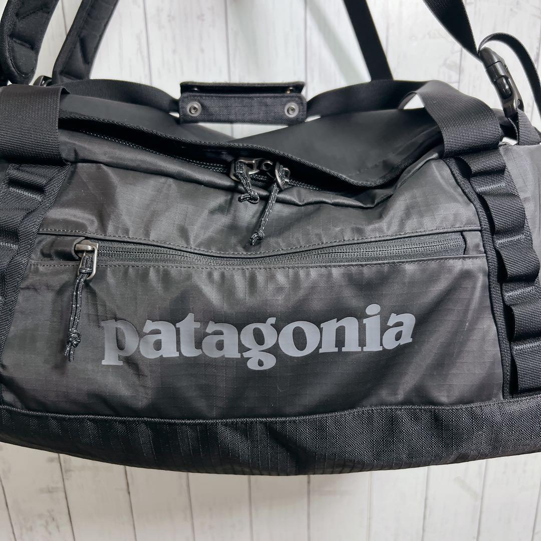 【美品】パタゴニア ブラックホールダッフル 40L 黒 ボストン リュック 人気
