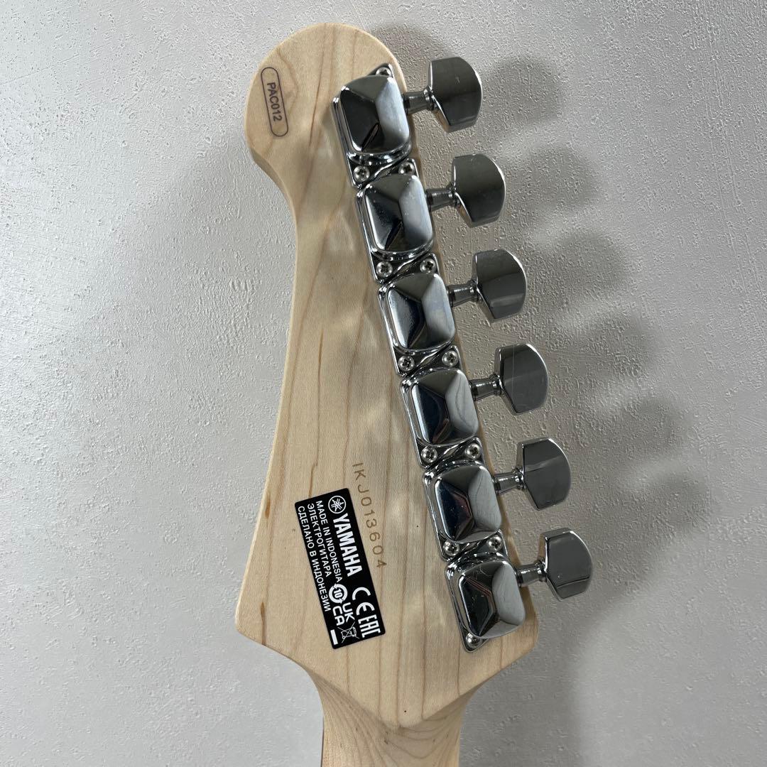 【美品】YAMAHA Pacifica PAC012　ブルー
