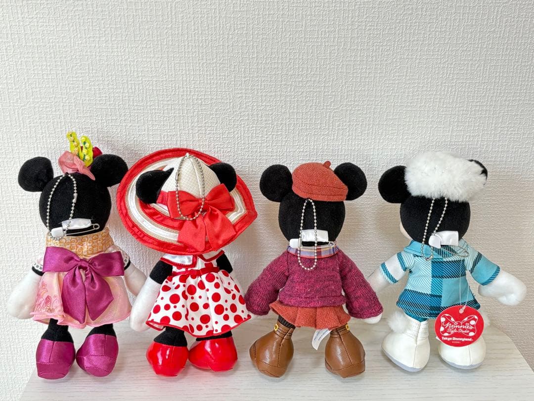 ディズニーランド　ミニーのスタイルスタジオ　ぬいぐるみバッジ　ミニスタ　ぬいば