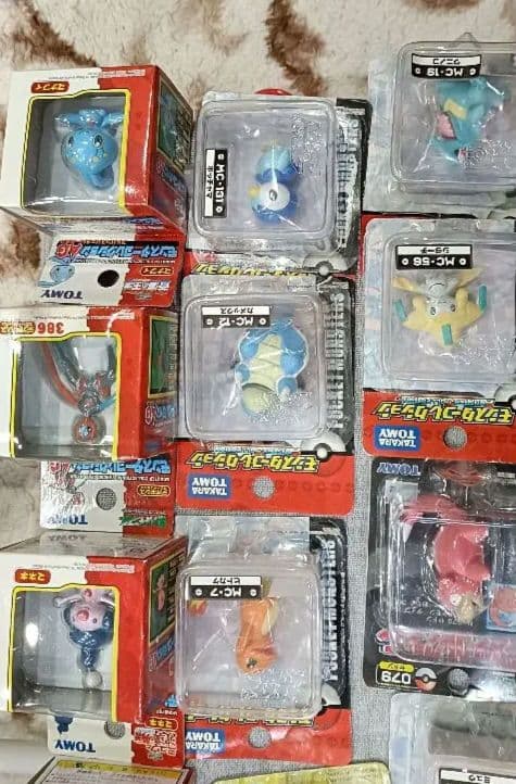 ポケモンモンスターコレクション　 新品50個セット売り