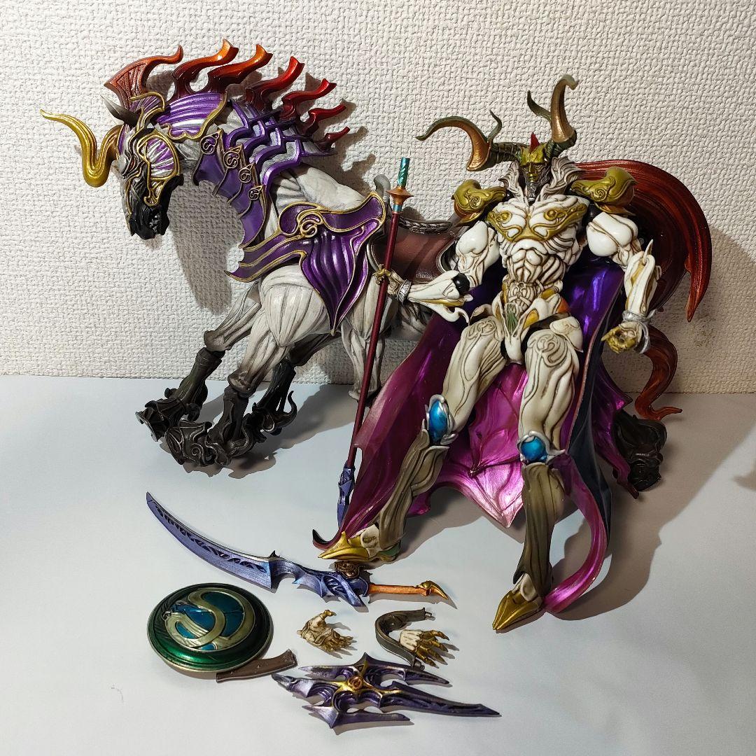 ☆　ファイナルファンタジーフィギュア　ブリングアーツ　オーディン　剣破損有り　☆