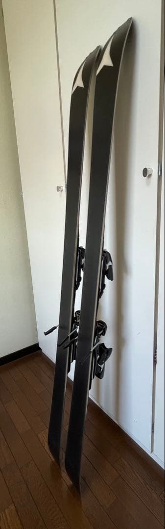 スキー板 ATOMIC All mountain, NOMAD Select