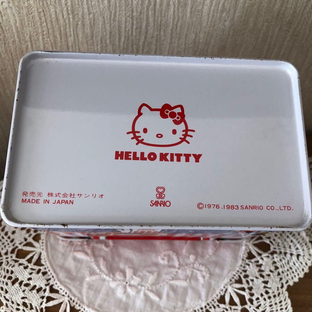 昭和レトロ　1983年　 ハローキティ　ハンバーガーshop柄 缶　希少品