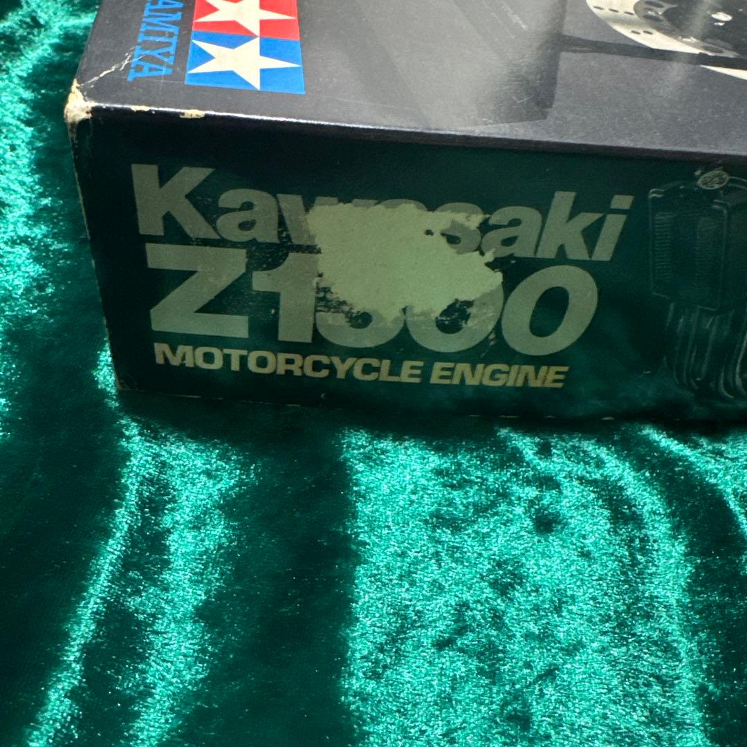 【未組立】Kawasaki Z1300 エンジン 1/6 モデル