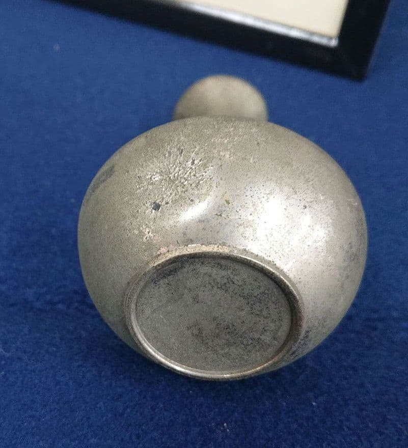 古銅仏花器耳飾り付き