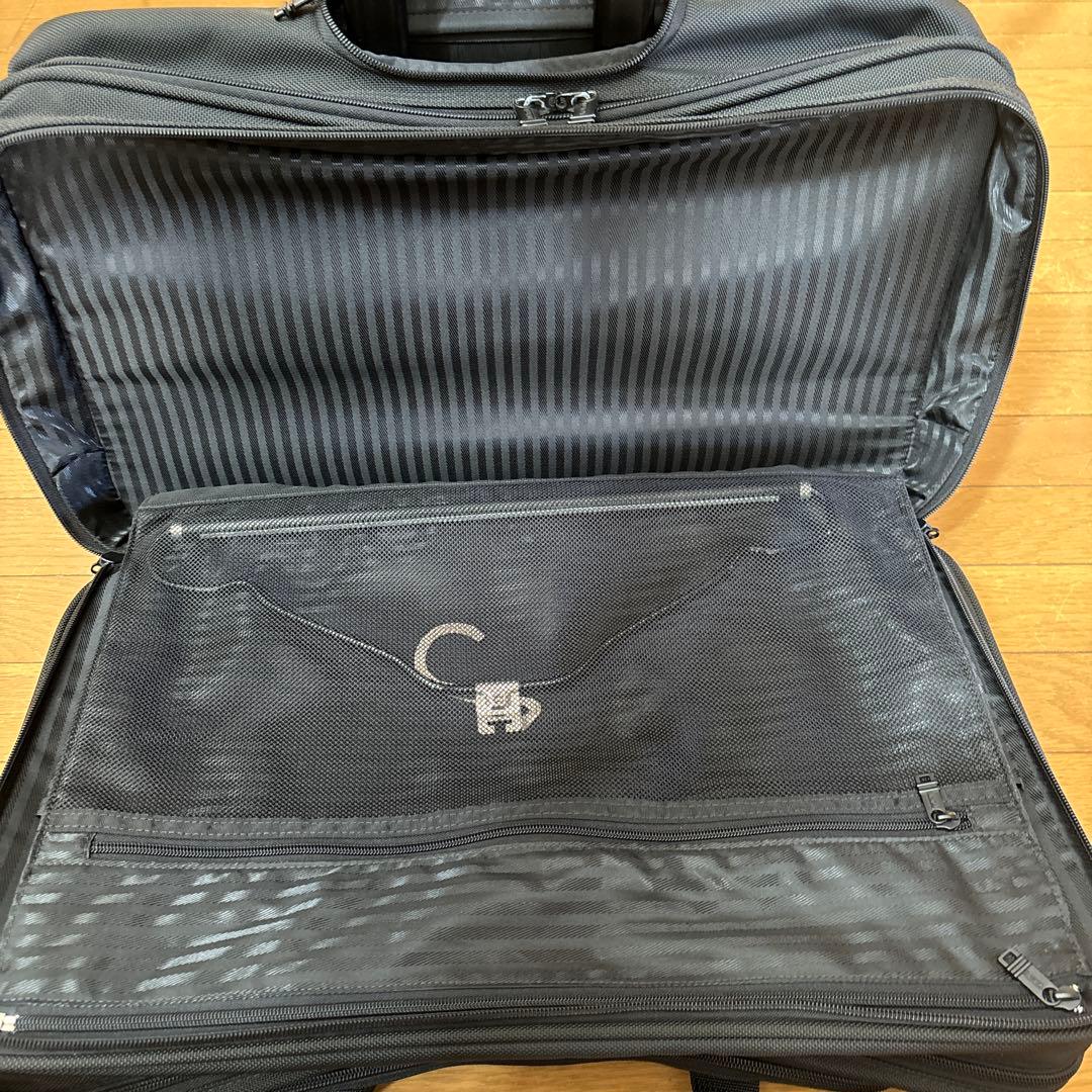 トゥミ　キャリーバッグ　廃盤　２輪　横型