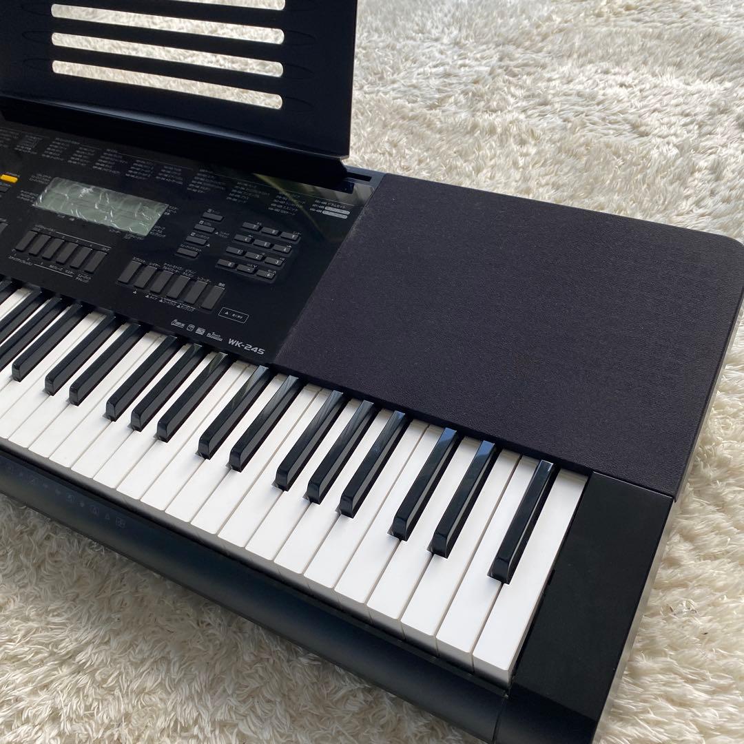 美品！CASIO WK-245 キーボード　電子ピアノ　フットペダル付き！