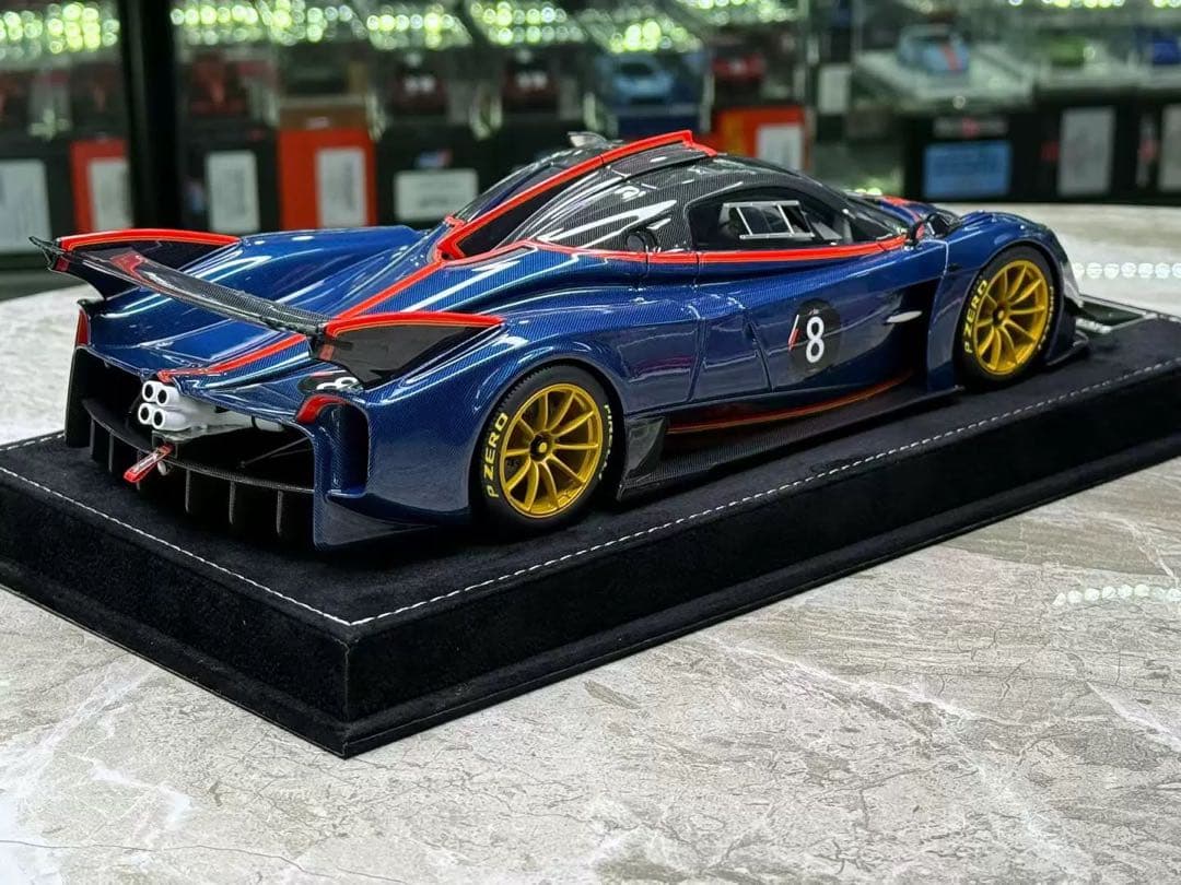 未使用 HH モデル 1/18 パガーニ ウアイラ ミニカー 限定品