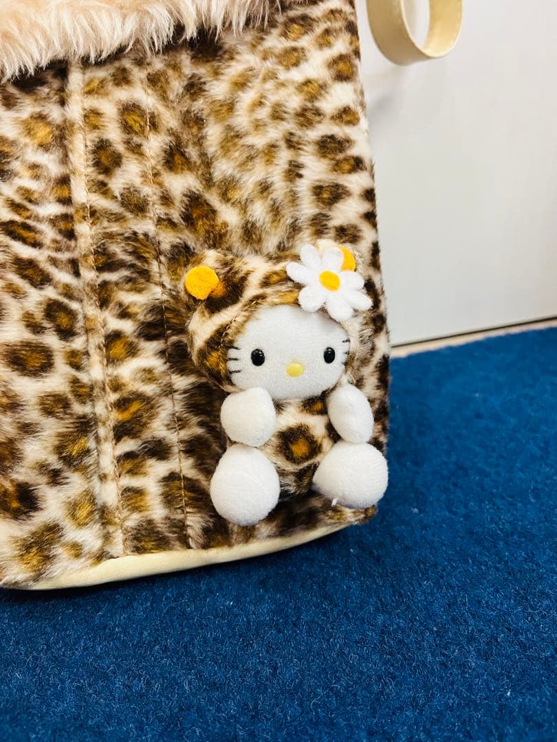ハローキティ　ヒョウ柄　マスコット　ぬいぐるみ　ティッシュケース　レトロ