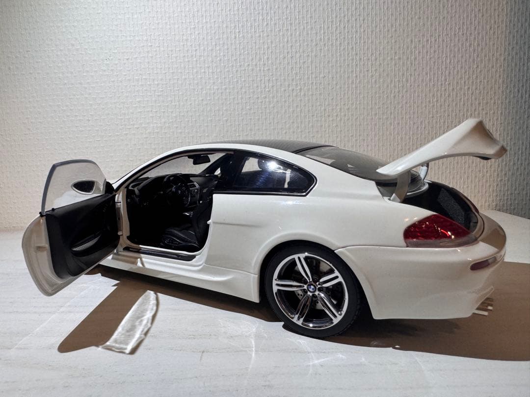 KYOSHO  M6 Coupe 1:18 ホワイト