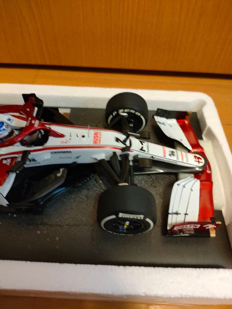 アルファロメオF1c41ミニカー1/18キミライコネン　ラストラン