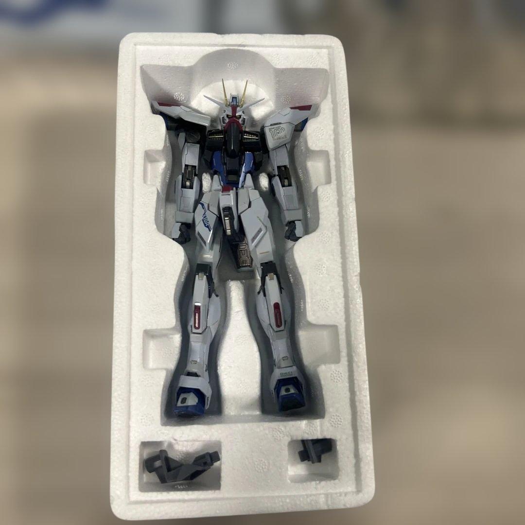 t720 メタルビルド ストライクフリーガンダム CONCEPT2