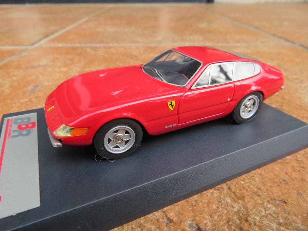 BBR社製　フェラーリ365　GTB4　デイトナ