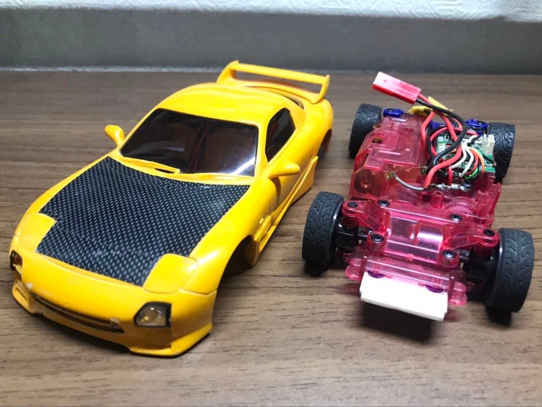 ラジコンカー　京商ミニッツ　AWD　ボディ＆ボールデフX2